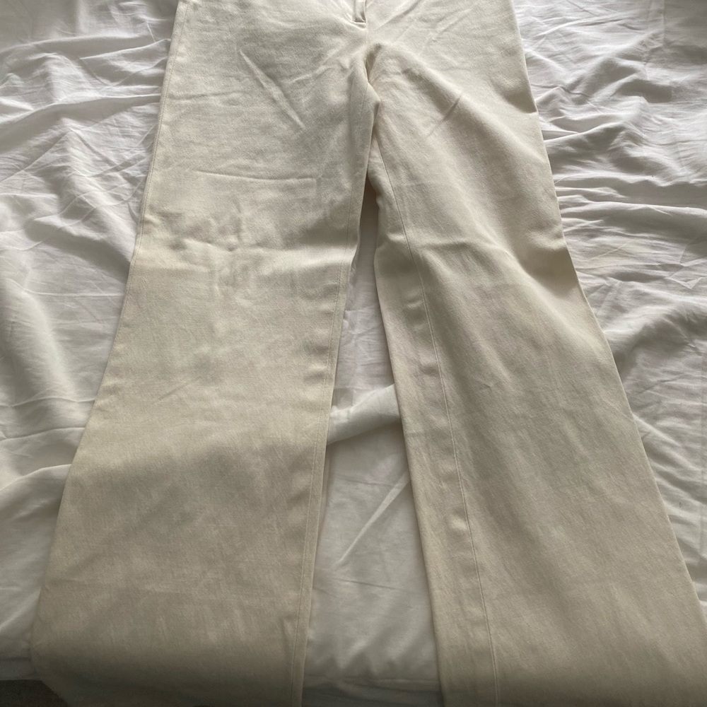 Authentic Burberry pants - Picture 2 of 3